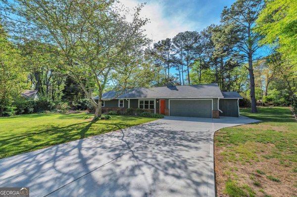 2762 Fireside Court Marietta