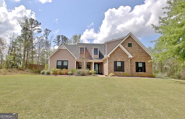 12 Smokey Ridge Court Newnan