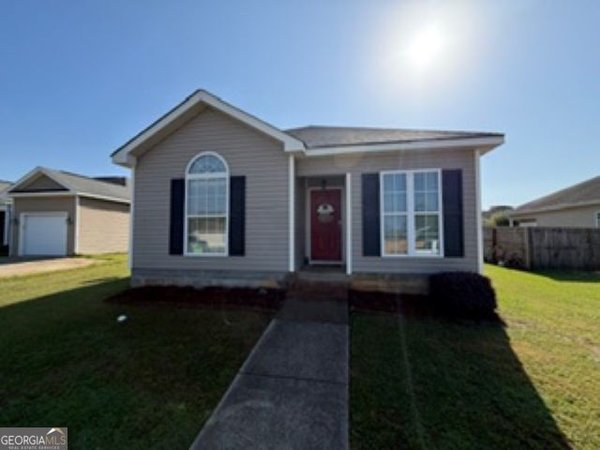 202 Gayla Court, Warner Robins