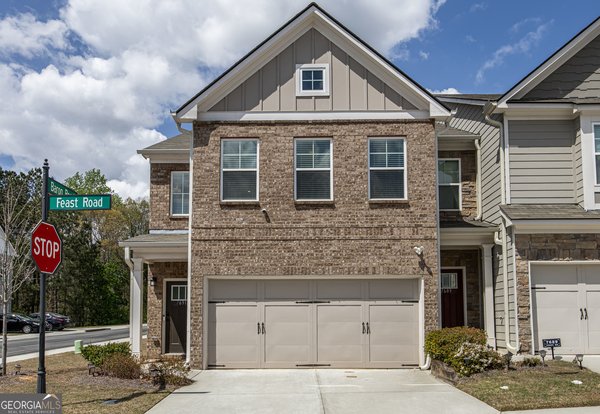 7691 Feast Road, Fairburn