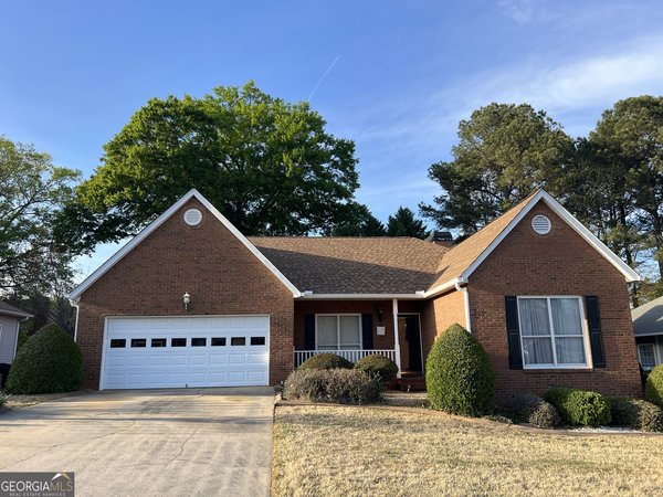 250 BRITTANY CHASE FAYETTEVILLE