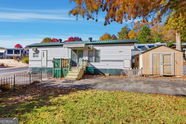 107 Holiday Loop, Cleveland