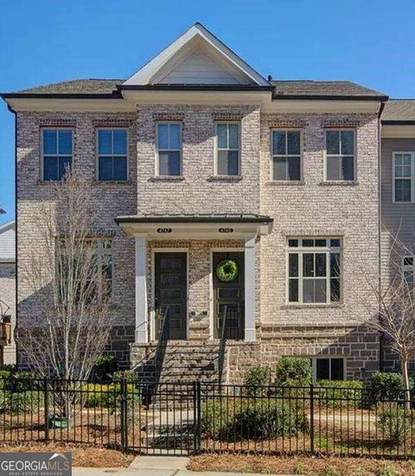 4745 Roswell Road Atlanta