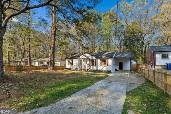 2545 Plantation Drive, Atlanta