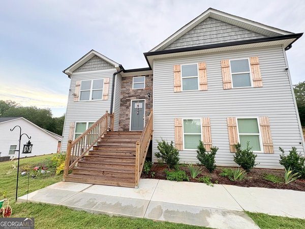 3029 Highway 17, Clarkesville