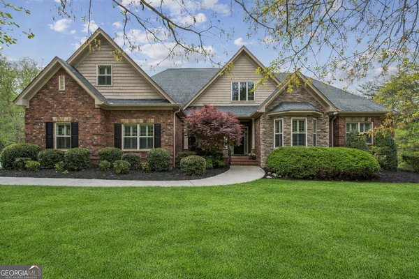 20 Stampede Pass Rydal