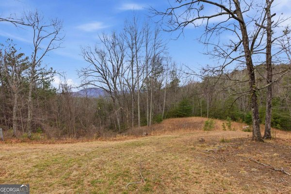 509 Sherwood Lane, Clayton