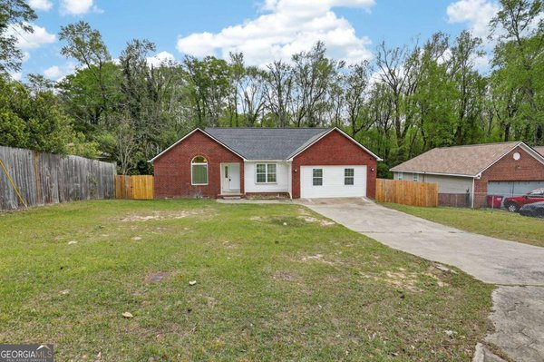 2419 Bristol Drive, Macon