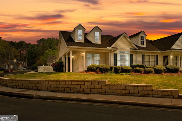 1017 Pinehurst Drive, Peachtree City