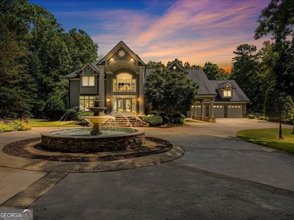 330 Peachtree Parkway Peachtree City