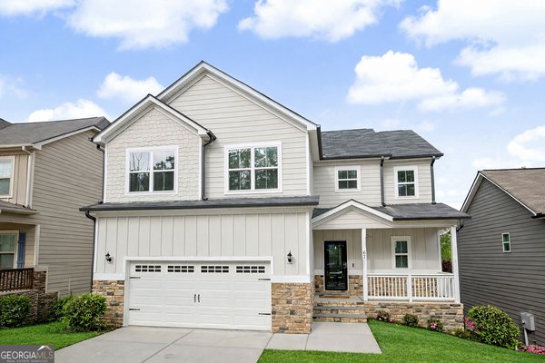 67 Seabiscuit Court, Newnan