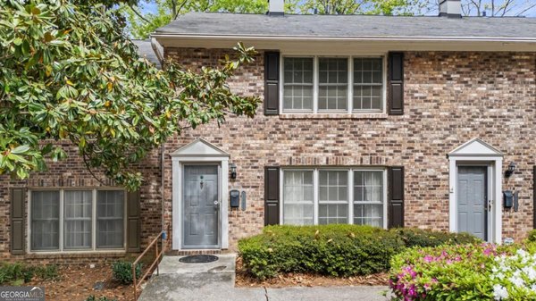 2387 Northlake Court Atlanta