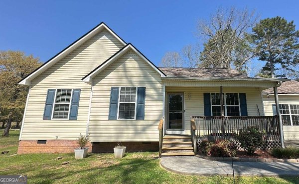 209 David Lake Road, Calhoun