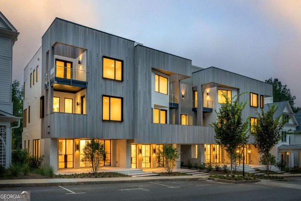 11542 Serenbe Lane, Chattahoochee Hills