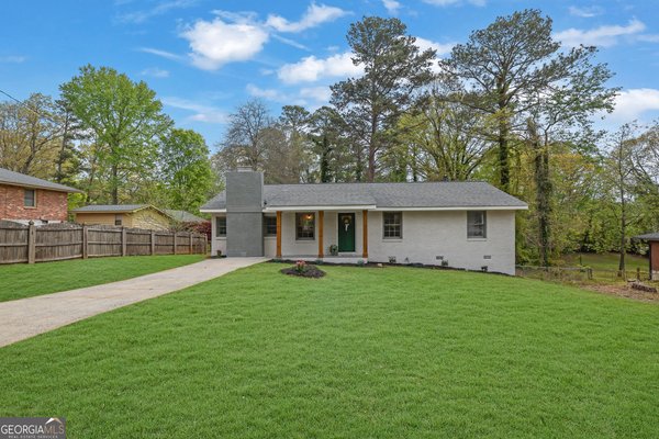 4399 Chelou Drive, Austell