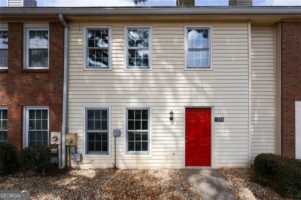 1018 Old Holcomb Bridge Road, Roswell