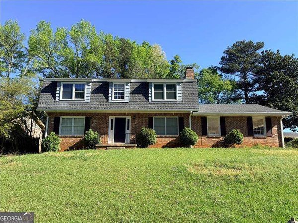 4450 Abingdon Drive Stone Mountain