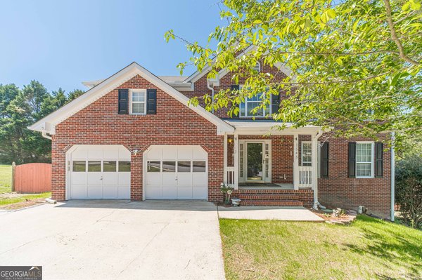 1545 Summit Pond Circle, Loganville