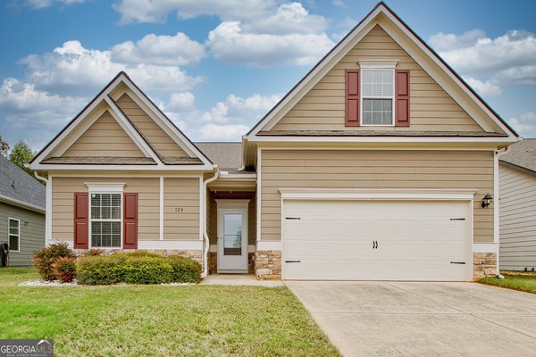 124 Thomaston Street Newnan