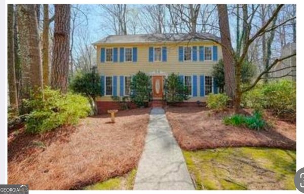 4241 Glenforest Way, Roswell