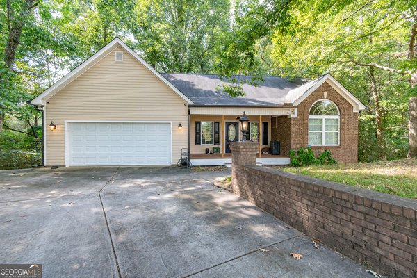 2208 Clarendon Court, Conyers