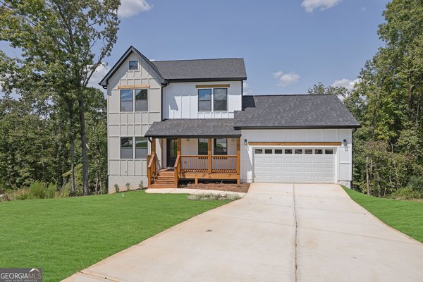 5719 Calm Valley Point, Flowery Branch