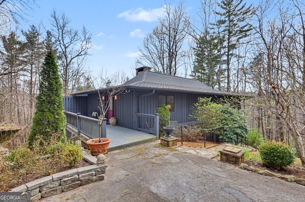 594 Sky High Drive, Sky Valley