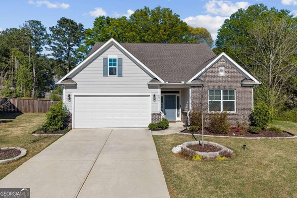6870 Kate Lane, Flowery Branch
