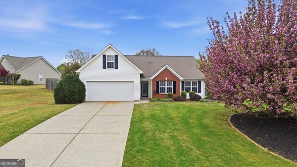 5828 Meadowfield Trace, Flowery Branch