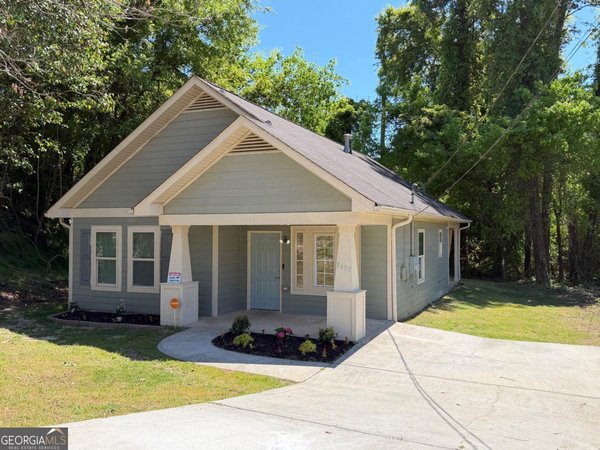 3690 Adamsville Drive, Atlanta