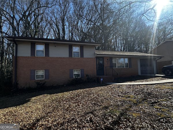 6182 Graceland Circle, Morrow