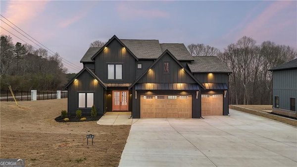 24 Rocking Wood Drive, Auburn