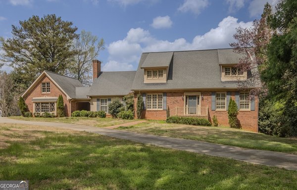 2265 Castle Lake Drive, Tyrone