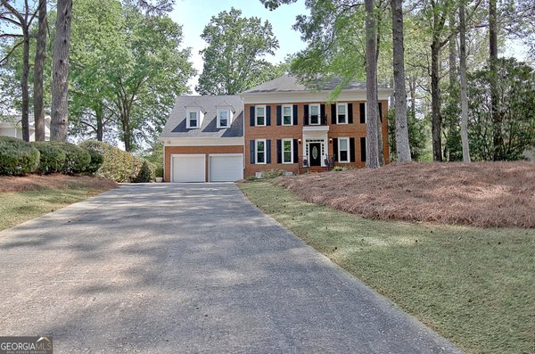 110 Sandtrap Ridge, Peachtree City