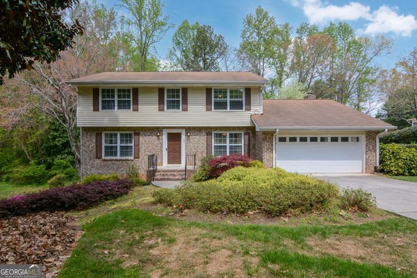 2468 Mary Briggs Court Dunwoody