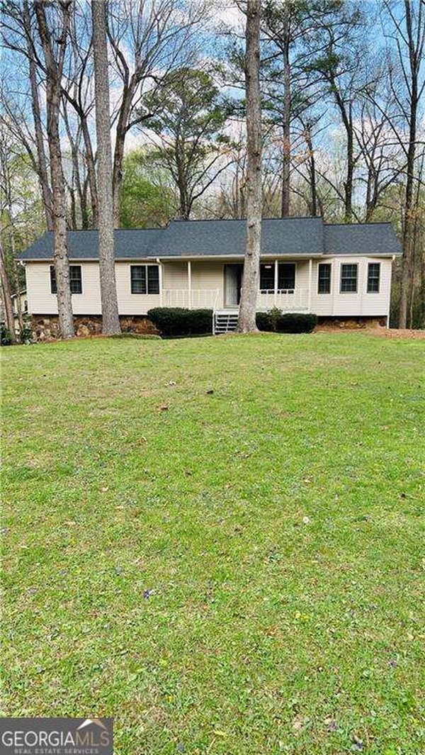 608 Wellington Court, Woodstock