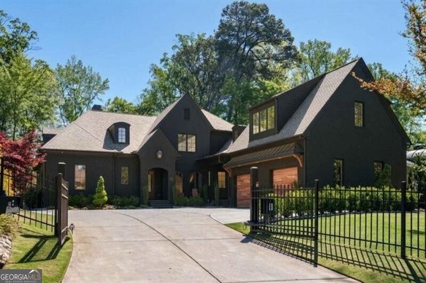 4075 Peachtree Dunwoody Road, Atlanta