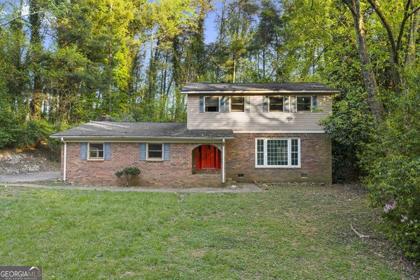 1973 Pine Tree Trail Gainesville