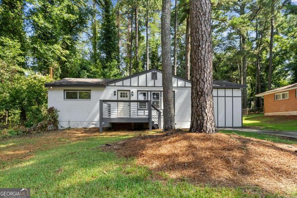 3406 Longleaf Drive, Decatur