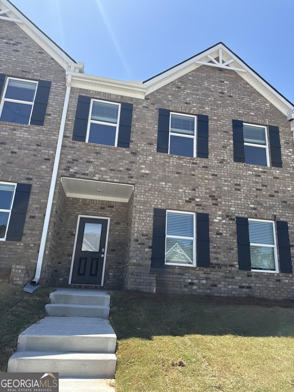 3637 PARKWAY JAMES Drive SNELLVILLE