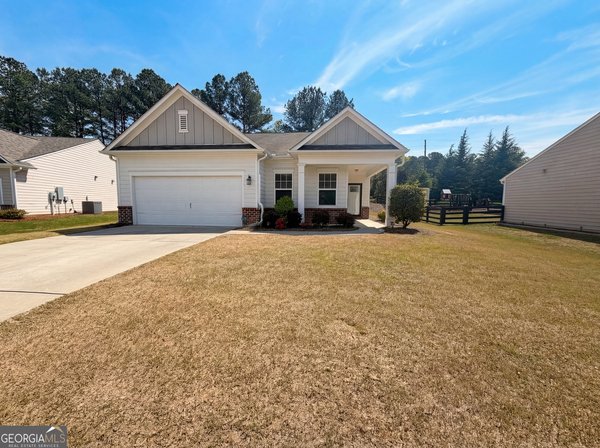 12 Whiskery Way Cartersville