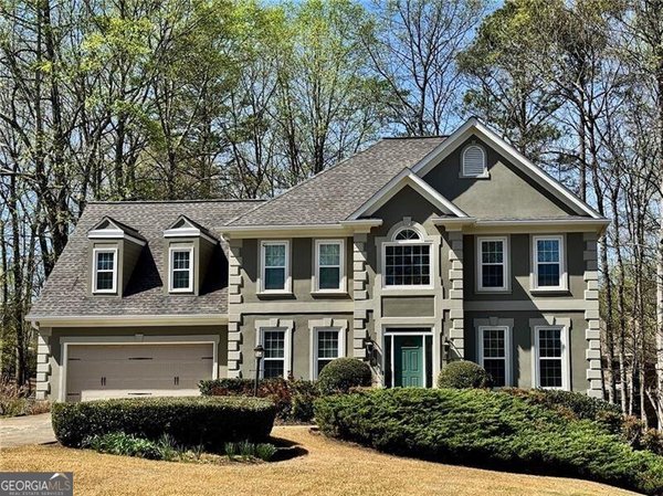 944 Bramble Oak Court, Powder Springs