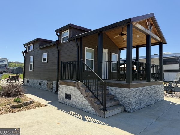 449 Mtn Creek Road Blairsville