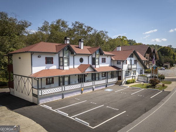 892 Edelweiss Strasse, Helen