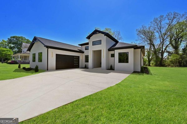 6183 Redan Road Lithonia