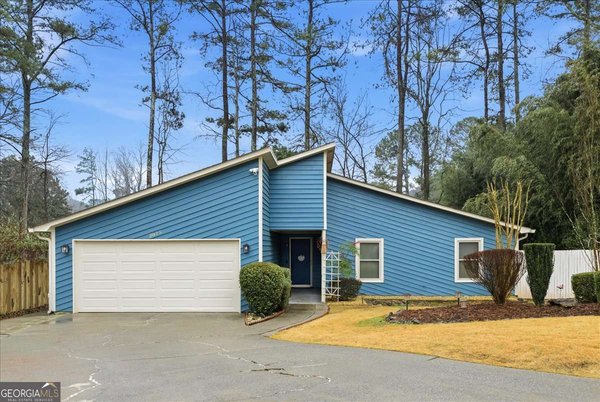 2025 Kristian Way, Roswell