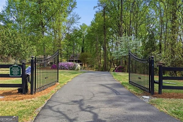 611 Elliott Road, Dawsonville