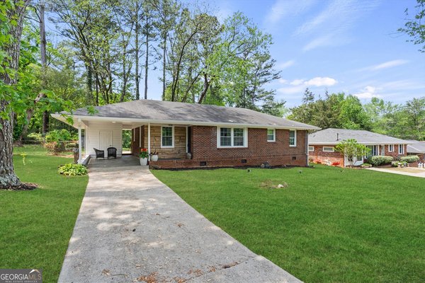 1979 Creekside Court, Decatur