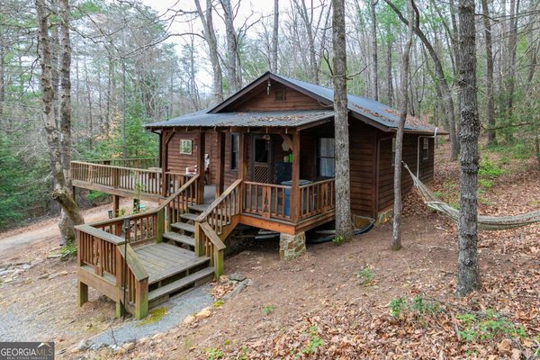 166 Mountain Top Drive Marietta