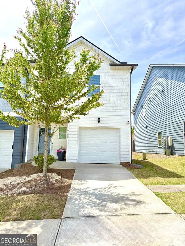 7103 Gladstone Circle, Lithonia